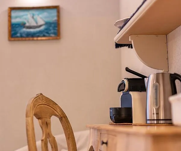 아피타카메레 이레네 몬테로소 알 마레